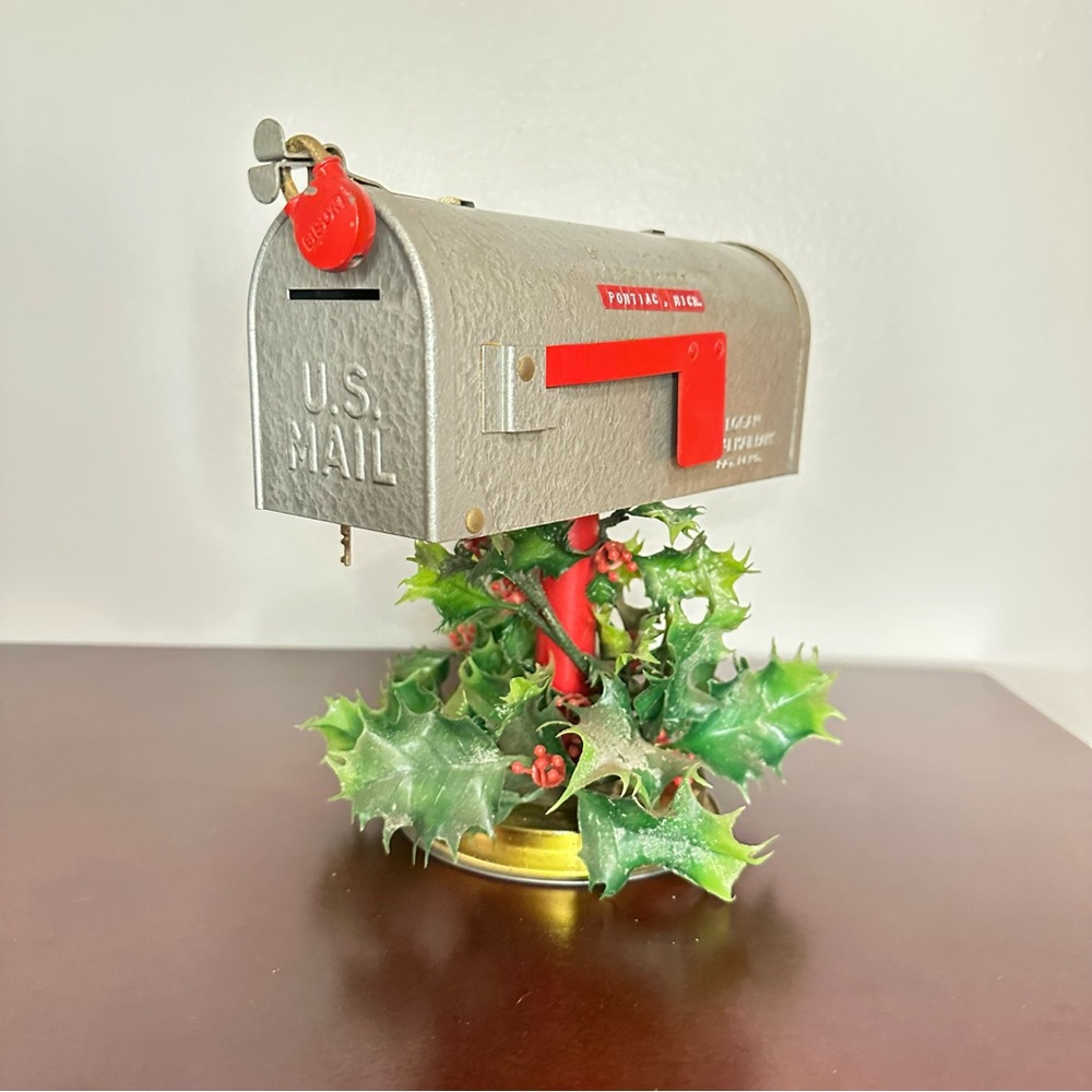 Vintage 1950s Logan Rural Mailbank Mailbox Bank w/ Lock & Key